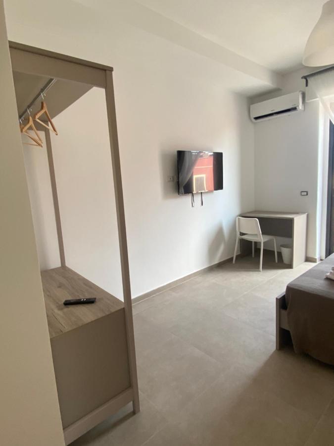 Aeroporto Katane Rooms คาตาเนีย ภายนอก รูปภาพ