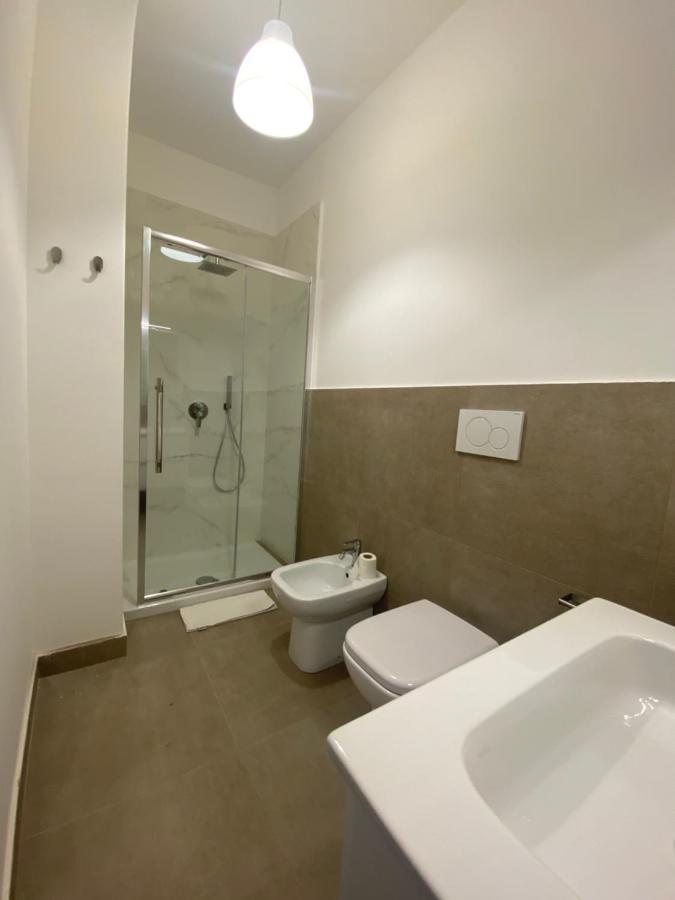 Aeroporto Katane Rooms คาตาเนีย ภายนอก รูปภาพ
